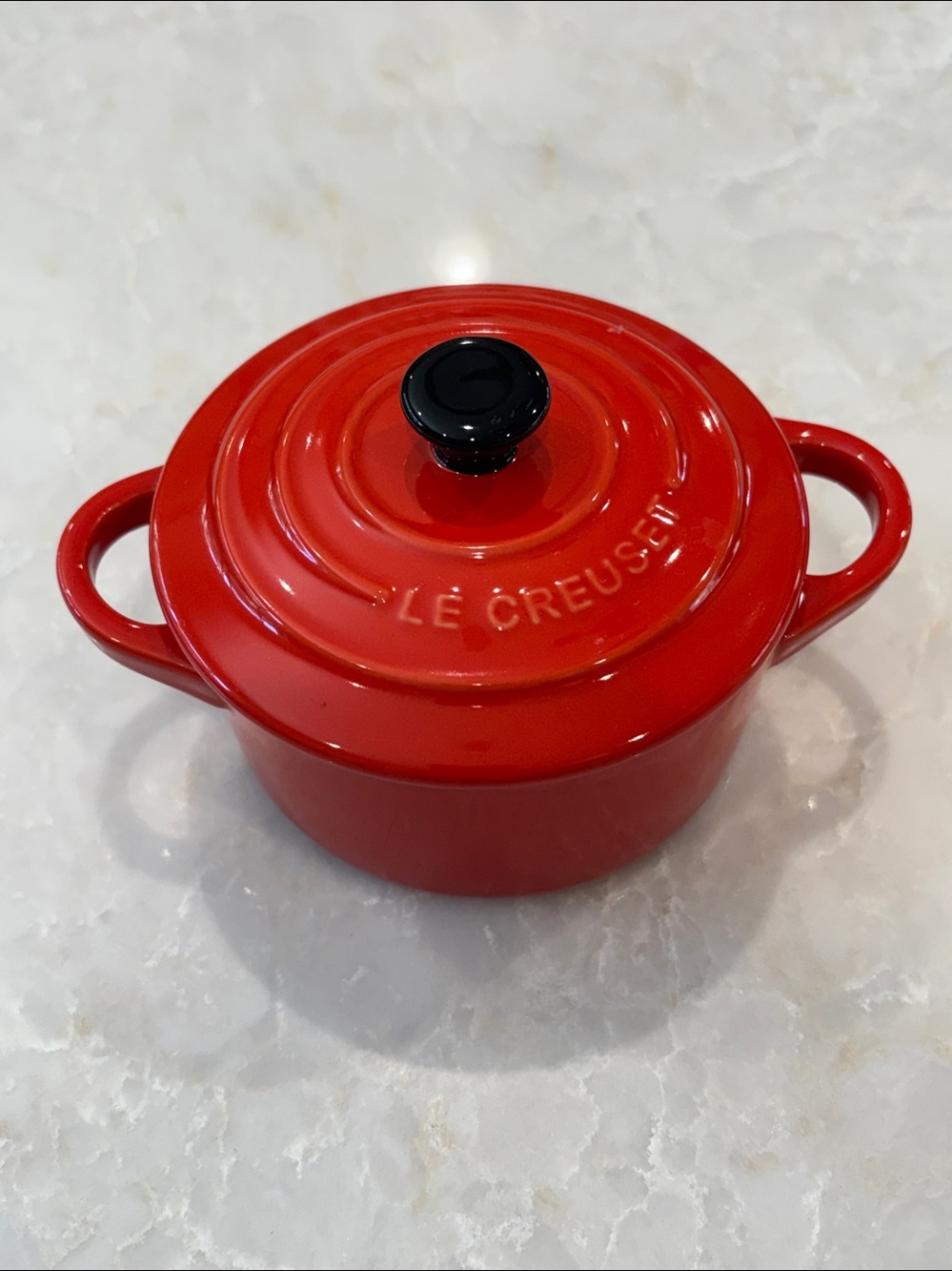 NWT Le Creuset Carmin Ceramic 10cm mini cocotte